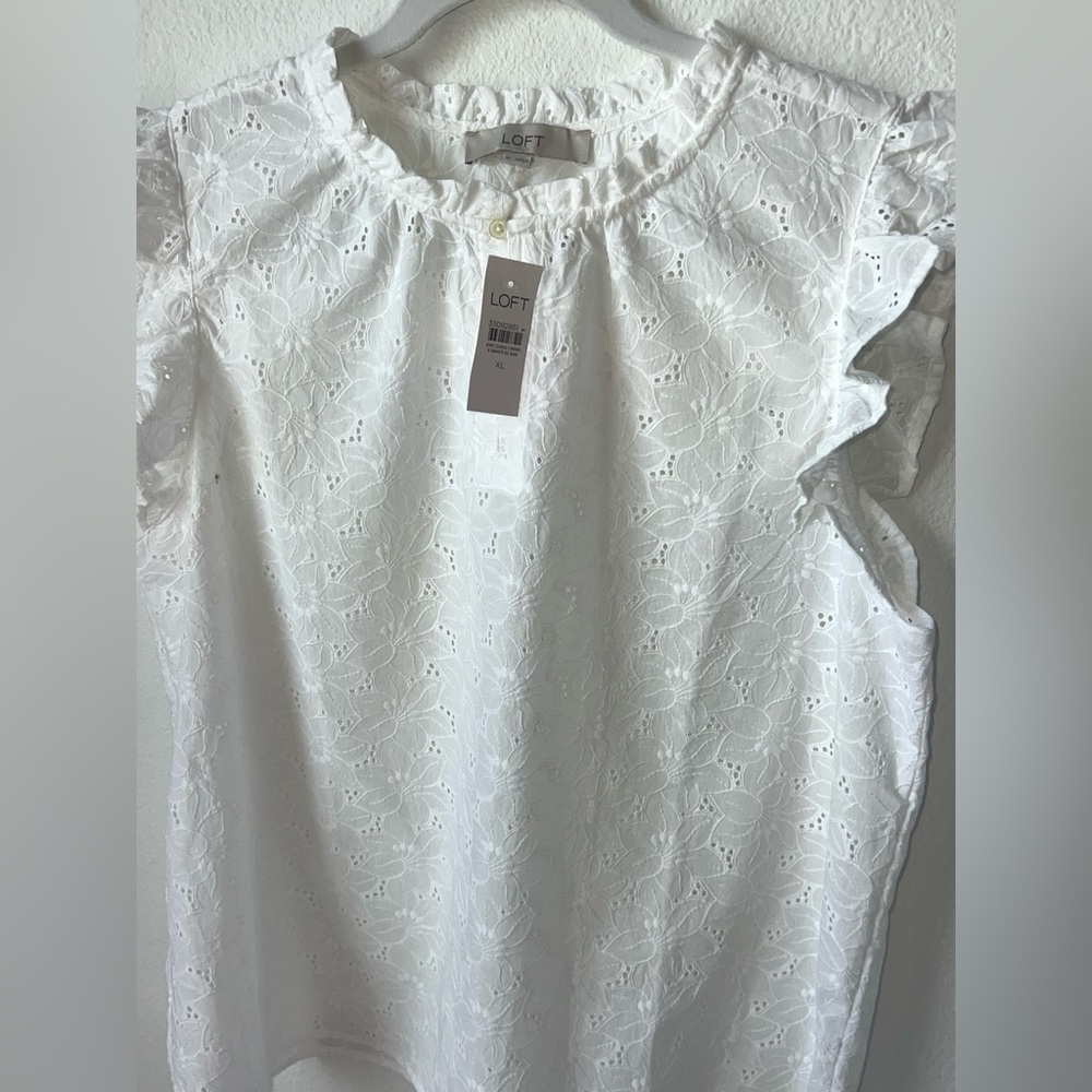 NWT LOFT White Eyelet Ruffle Sleeve Blouse XL - Picture 3 of 11
